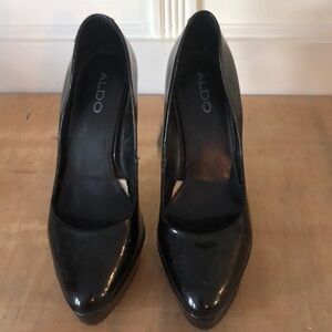 Classic black Also pumps